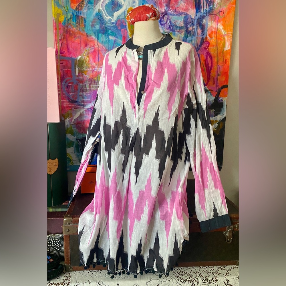 Sweet FUN SHIRALEAH Pink Black Bathing suit Pool Coverup Ikat print Tunic Top L